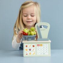 little-dutch-toy-weighing-scale-essentials-2